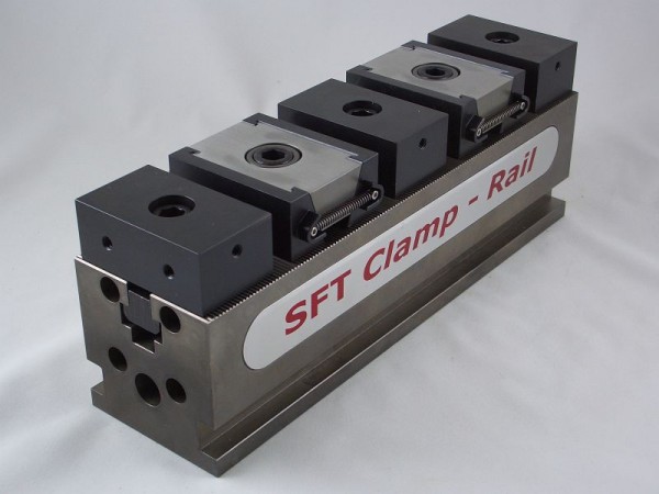 SFT Clamp-Rail Spannschienen-Set, 300x80x80mm, 6-teilig, Krallenbacke + 2mm Stufe, CR300.80.018