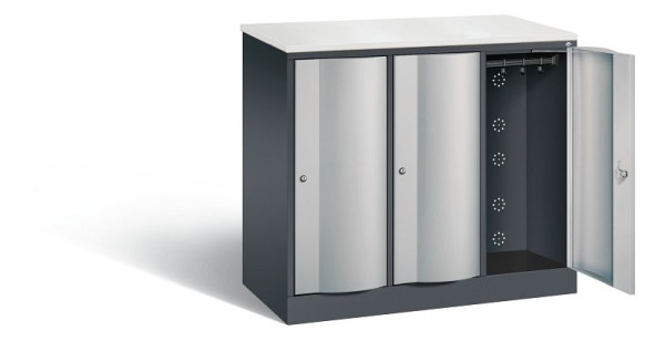 C+P Garderobenschrank Resisto, H1077xB1148xT540mm, Farbe: Schwarzgrau / Weißaluminium, 8271-372 S10066
