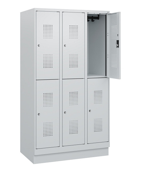 C+P Doppelstöckiger Spind Evolo PLUS, Sockel, 6 Fächer, 1630x900x500mm, 7035/703, Zylinderschloss, 0493205-30 S10040