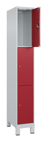 C+P Schließfachschrank Evolo PLUS, mit Füßen, 3 Fächer, 1950x300x500mm, 7035/30, Frontfarbe RAL 3003 Rubinrot, 049010-103 S10004