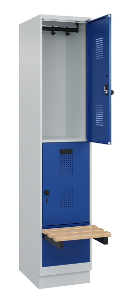 C+P Doppelstock-Spind Evolo PLUS, Bank, 2 Fächer, 1950x400x815mm, 7035/5010, Drehriegel, Sitzfläche Buche-Hartholz, mit Sockel, 049340-12 S10006