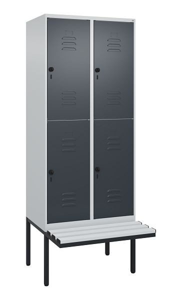 C+P Doppelstöckiger Spind Classic PLUS, 2 Abteile, 2120x800x815mm, 7035/7016, Drehriegel, mit Untergestell und schwebender Sitzfläche, 0803407-22 S10113