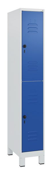 C+P Doppelstöckiger Spind Classic PLUS, Füße, 1800x300x500mm, 7035/5010, Drehriegel, 0803107-10 S10003