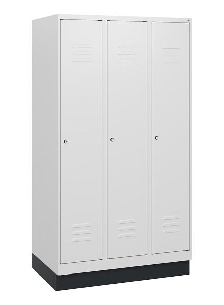 C+P Umkleidespind Classic PLUS, Sockel, 3 Abteile, 1630x900x500mm, 9016/9016, Zylinderschlösser, 0800205-30 S10029