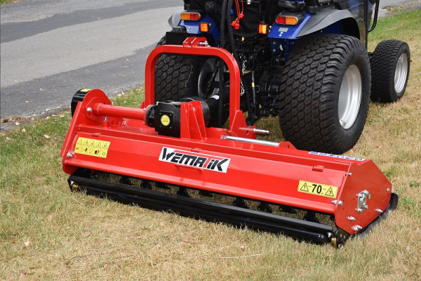 Wematik Mulcher Hobart 155, Schlegelmulcher Mulchmäher mit Seitenhub und höhenverstellbarer Reinigungsklappe, WLM51