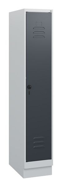 C+P Umkleidespind Classic PLUS, Sockel, 1630x300x500mm, 7035/7016, Drehriegel, 0800205-10 S10008