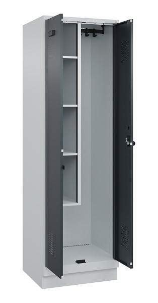 C+P Putzmittel-Spind Evolo PLUS, mit Sockel, 2 Abteile, 1950x600x500mm, 7035/701, Drehriegel, 049120-00 S10012