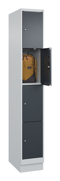 C+P Schließfachschrank Evolo PLUS, mit Sockel, 4 Fächer, 1950x300x500mm, 7035/70, Frontfarbe RAL 7016 Anthrazitgrau, 049020-104 S10012