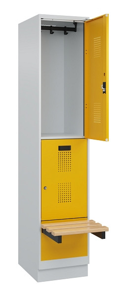 C+P Doppelstock-Spind Evolo PLUS, Bank, 2 Fächer, 1950x400x815mm, 7035/1004, Zylinderschloss, Sitzfläche Buche-Hartholz, mit Sockel, 049340-12 S10027