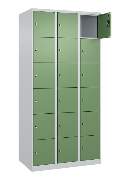 C+P Schließfachschrank Evolo PLUS, 18 Fächer, 1850x900x500mm, 7035/6011, 049000-306 S10010
