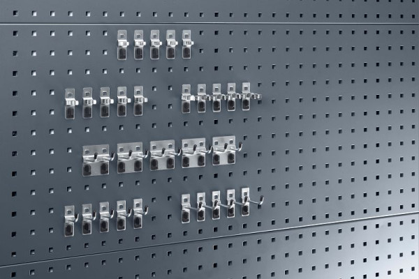 bott perfo Haltersortiment mit 30 Teilen 15 Haken, 15 Werkzeugklemmen, verzinkt, 14031413