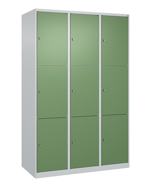 C+P Schließfachschrank Classic PLUS, 3 Abteile mit je 3 Fächern, 1850x1200x500mm, 7035/6011, 080000-323 S10006