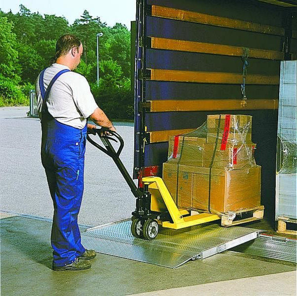 Altec Überladebrücke mobil HF, Länge: 2235 mm, Breite: 1500 mm, Tragkraft: 4000 kg, 30600024