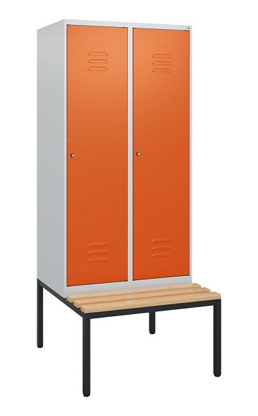 C+P Umkleidespind Classic PLUS, mit untergebauter Sitzbank, 2 Abteile, 1950x800x815mm, 7035/2004, Zylinderschlösser, Buche-Sitzleisten, 0800505-22 S10061