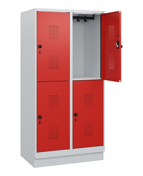 C+P Doppelstöckiger Spind Evolo PLUS, Sockel, 4 Fächer, 1630x800x500mm, 7035/302, Drehriegel, 0493205-22 S10005