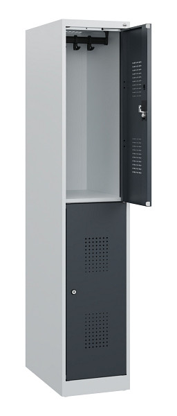 C+P Doppelstöckiger Spind Evolo PLUS, 2 Fächer, 1530x300x500mm, 7035/7016, Zylinderschloss, 0493005-10 S10039