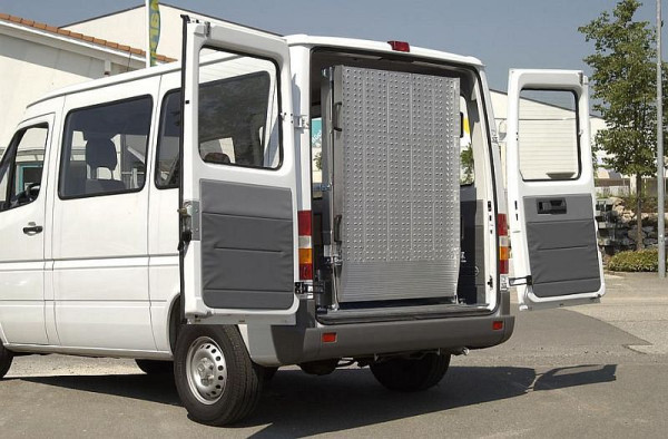 Altec Einbaurampe RRK, Länge: 2000 mm, Gesamtbreite: 1230 mm, 08101109