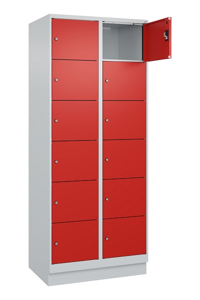 C+P Schließfachschrank Evolo PLUS, mit Sockel, 12 Fächer, 1950x800x500mm, 7035/3, Frontfarbe RAL 3020 Verkehrsrot, 049020-226 S10005