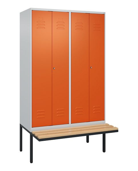 C+P Umkleidespind Classic PLUS, Doppel-Spind, 4 Abteile, 2120x1200x815mm, 7035/2004, Zylinderschlösser, Buche-Sitzleisten, 0800427-40P S10090