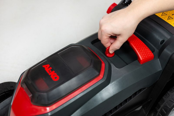 AL-KO 18 V Akku-Rasenmäher 32.1 Li inkl. 2 Akkus und Ladegerät, Bosch Home And Garden kompatibel, 113885