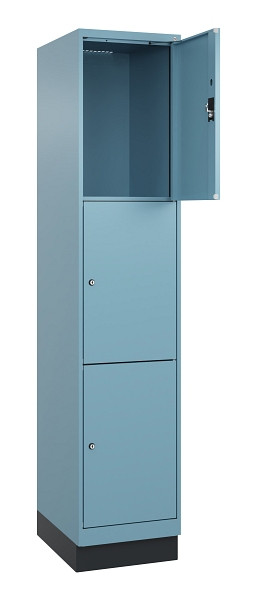 C+P Schließfachschrank Evolo PLUS, mit Sockel, 3 Fächer, 1950x400x500mm, 0010/00, 049020-123 S10021