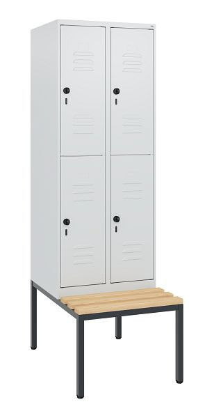 C+P Doppelstöckiger Spind Classic PLUS, 2 Abteile, 1950x600x815mm, 7035/7035, Drehriegel, Buche-Sitzleisten, mit untergebauter Sitzbank, 0803505-20 S10009