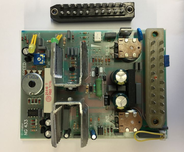 ELMAG Elektronik NG433 (, Nachfolgetype zu WEL 4-3) für MIG MASTER/EXPERT/PROFI 2000mit 3 Poti & Zentralstecker, 9104008