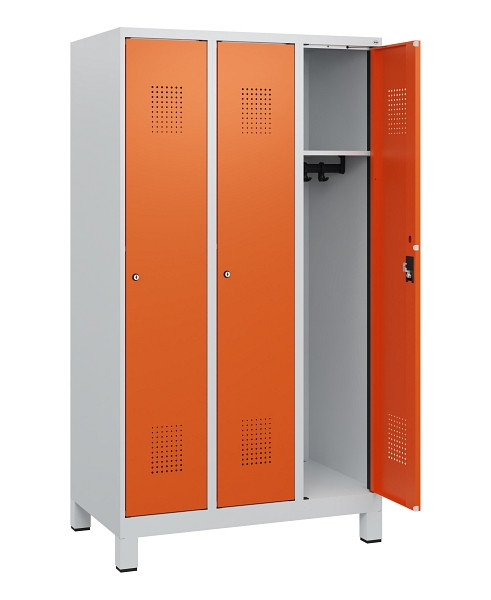 C+P Spind Evolo PLUS, Füße, 3 Abteile, 1630x900x500mm, 7035/2004, Zylinderschloss, 0490105-30 S10022