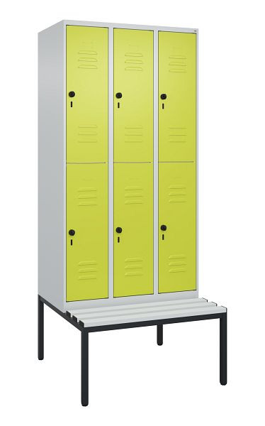 C+P Doppelstöckiger Spind Classic PLUS, 3 Abteile, 2120x900x815mm, 7035/0024, Drehriegel, mit untergebauter Sitzbank, 0803507-30 S10115
