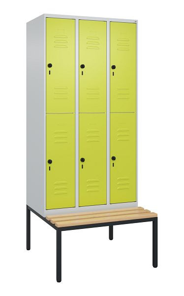 C+P Doppelstöckiger Spind Classic PLUS, 3 Abteile, 2120x900x815mm, 7035/0024, Drehriegel, Buche-Sitzleisten, mit untergebauter Sitzbank, 0803507-30 S10010