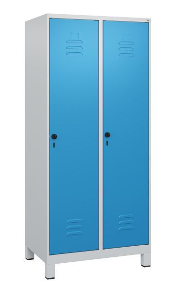 C+P Umkleidespind Classic PLUS mit Mitteltrennwand, Füße, 2 Abteile, 1800x800x500mm, 7035/5012, Drehriegel, 0800107-22F S10004