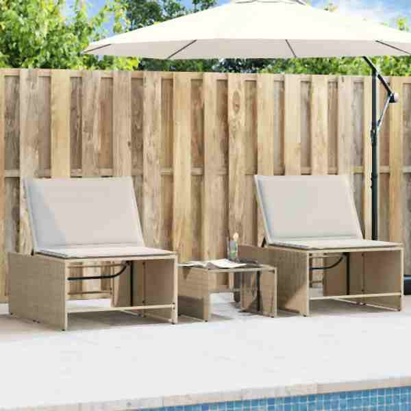 vidaXL Sonnenliegen 2 Stück mit Tisch Beige Poly Rattan, UV-beständig, 368426