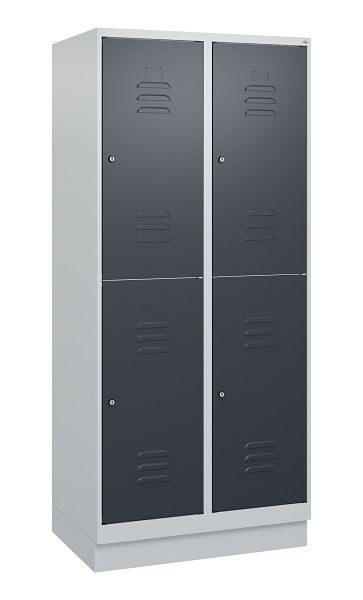 C+P Doppelstöckiger Spind Classic PLUS, Sockel, 2 Abteile, 1800x800x500mm, 7035/7016, Zylinderschlösser, 0803207-22 S10023