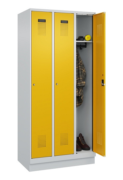 C+P Spind Evolo PLUS, mit Sockel, 3 Abteile, 1950x900x500mm, 7035/1004, Verschluss Zylinderschloss, Ablageböden 3, 049020-30 S10027