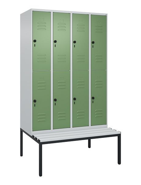 C+P Doppelstöckiger Spind Classic PLUS, 4 Abteile, 2120x1200x815mm, 7035/6011, Drehriegel, mit untergebauter Sitzbank, 0803507-40 S10111