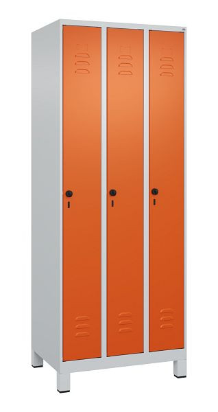 C+P Umkleidespind Classic PLUS, Füße, 3 Abteile, 1950x750x500mm, 7035/2004, Drehriegel, 080010-39 S10037