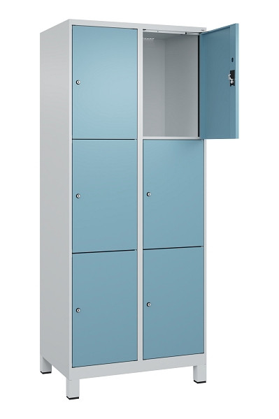 C+P Schließfachschrank Evolo PLUS, mit Füßen, 6 Fächer, 1950x800x500mm, 7035/00, Frontfarbe 2406015 RDS Architekturblau, 049010-223 S10009