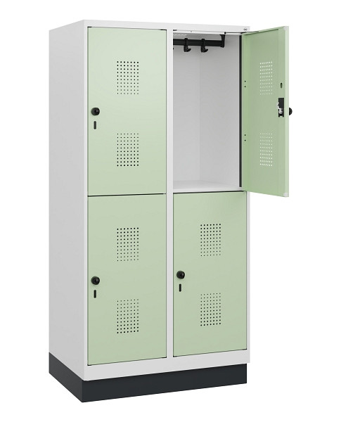 C+P Doppelstöckiger Spind Evolo PLUS, Sockel, 4 Fächer, 1630x800x500mm, 9016/601, Drehriegel, 0493205-22 S10021