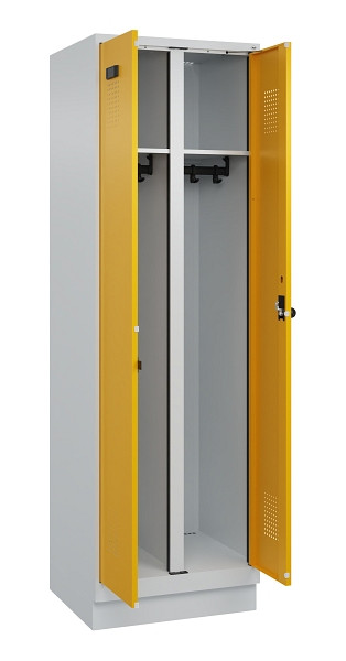 C+P Schwarz-Weiß-Spind Evolo PLUS, mit Sockel, 2 Abteile, 1950x600x500mm, 7035/1, Frontfarbe RAL 1004 Goldgelb, Drehriegel, 049022-20 S10000