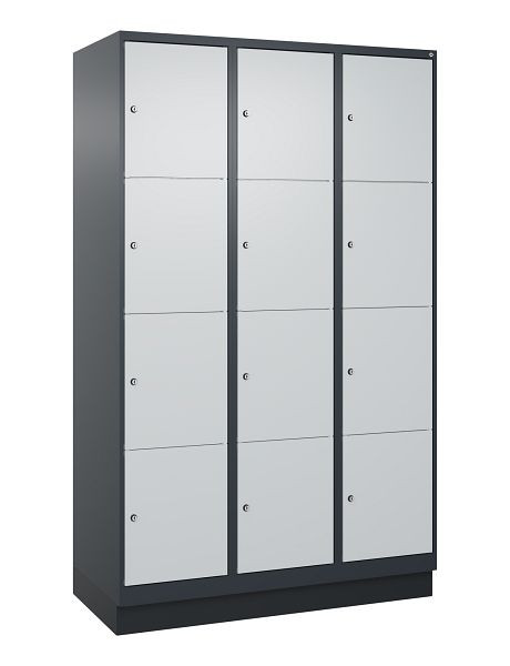 C+P Schließfachschrank Classic PLUS, Sockel, 3 Abteile mit je 4 Fächern, 1950x1200x500mm, 7016/7035, 080020-324 S10016