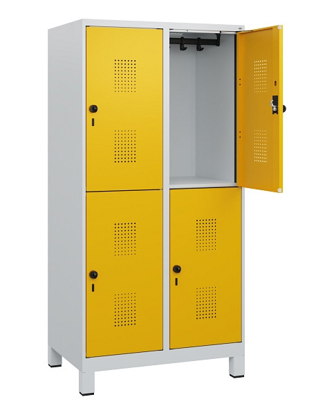C+P Doppelstöckiger Spind Evolo PLUS, Füße, 4 Fächer, 1630x800x500mm, 7035/1004, Drehriegel, 0493105-22 S10000