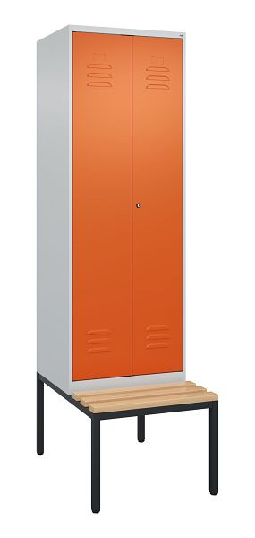 C+P Umkleidespind Classic PLUS, 2 Abteile, 2120x600x815mm, 7035/2004, Zylinderschloss, mit untergebauter Sitzbank, Buche-Sitzleisten, 0800527-20P S10090