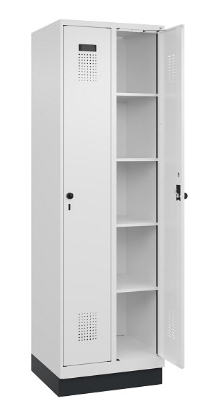 C+P Wäsche-Spind Evolo PLUS, mit Sockel, 2 Abteile, 1950x600x500mm, 9016/9016, Verschluss Drehriegel, Ablageböden 8, 049020-20B S10020
