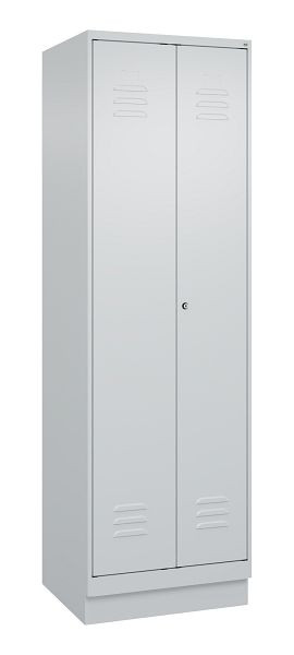 C+P Umkleidespind Classic PLUS SW, Sockel, 2 Abteile, 1950x600x500mm, 7035/7035, Zylinderschloss, 080022-20 S10024