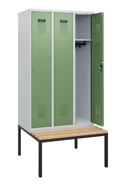 C+P Spind Evolo PLUS, 3 Abteile, 1950x900x815mm, 7035/6011, Zylinderschloss, Sitzfläche Buche-Hartholz, Sitzbank, 0490505-30 S10037