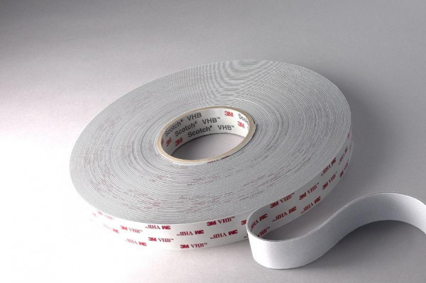 3M VHB Klebeband 4945P, weiß, 33 m x 25 mm, VE: 3 Rollen, 7000072445