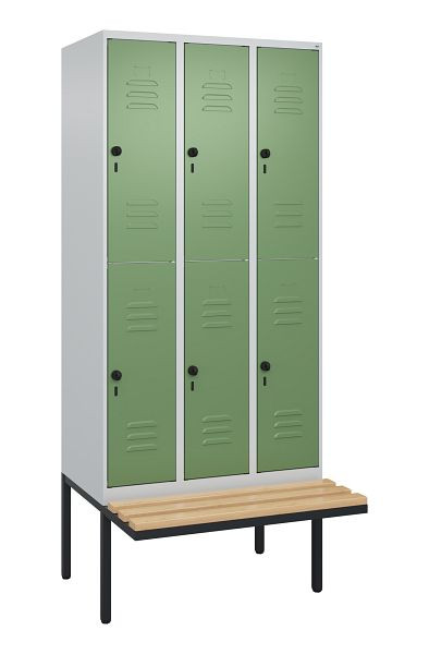 C+P Doppelstöckiger Spind Classic PLUS, 3 Abteile, 2120x900x815mm, 7035/6011, Drehriegel, Sitzleisten aus Buche, schwebende Sitzfläche, 0803407-30 S10006