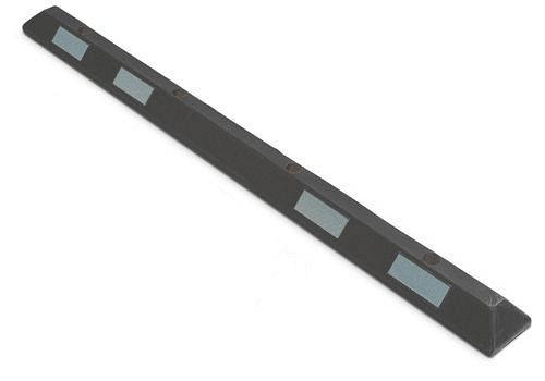 DENIOS Parkplatzbegrenzung "Parkstopp" PS 18 aus Polyethylen (PE), B 1800 mm, schwarz, 164285