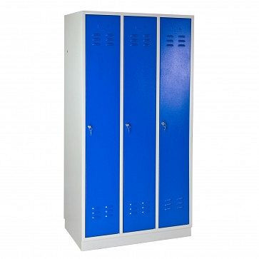 ADB Spind / Garderobenschrank "Regular" 3-türig, Maße HxBxT: 1775x890x500 mm, Farbe Korpus: Lichtgrau, RAL 7035, Farbe Türen: Himmelblau (RAL 5015), 40906