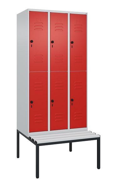 C+P Doppelstöckiger Spind Classic PLUS, 3 Abteile, 2120x900x815mm, 7035/3020, Drehriegel, mit untergebauter Sitzbank, 0803507-30 S10107